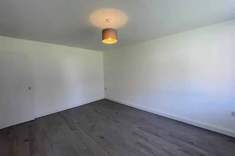 Refurbished 2-Bedroom Apartment Poplar Grove Zero Deposit