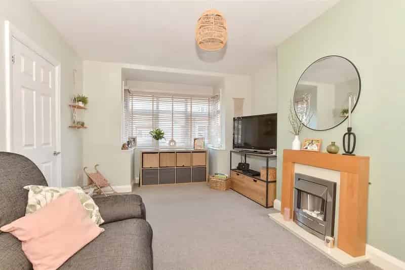 3 Bedroom Victorian Terraced House For Sale