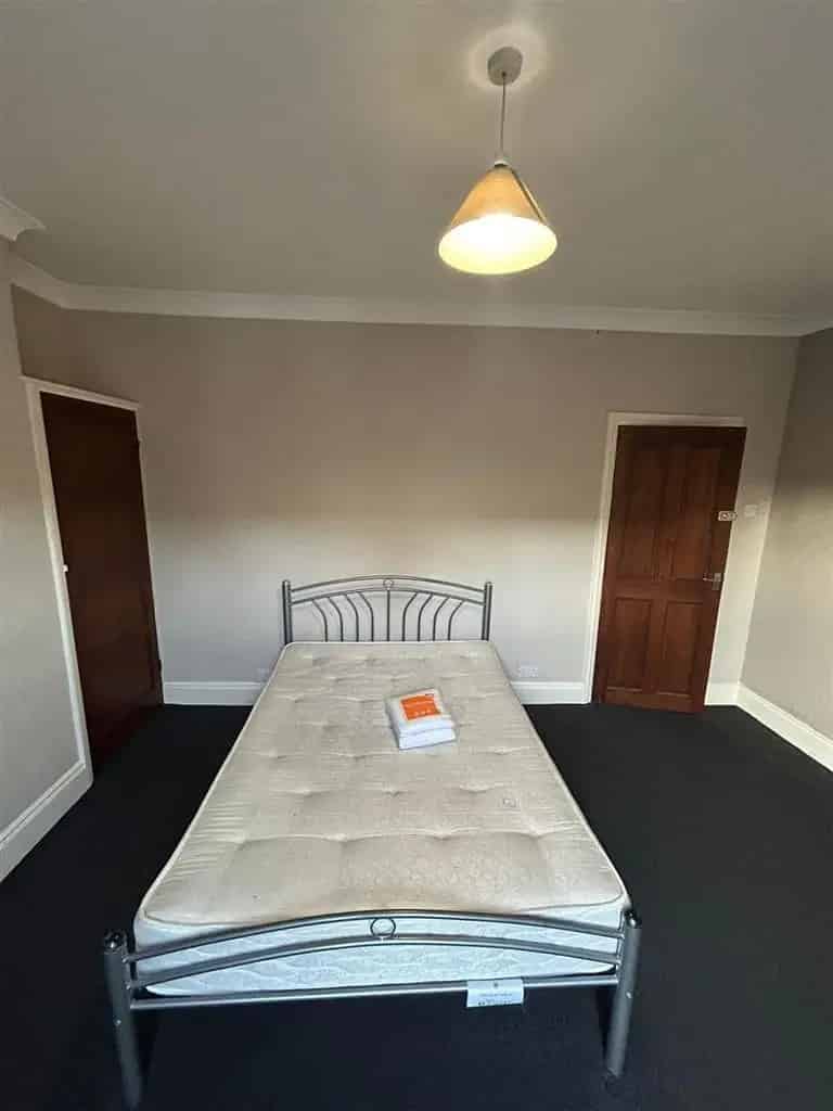 3 Bedroom House Share to Rent