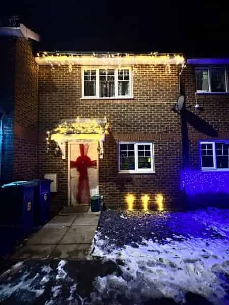 2 Bed House Near M25M23 Netherne on the Hill