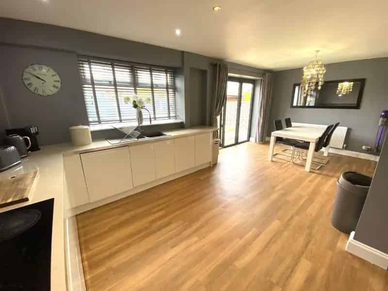 3 Bed Semi Detached House for Sale