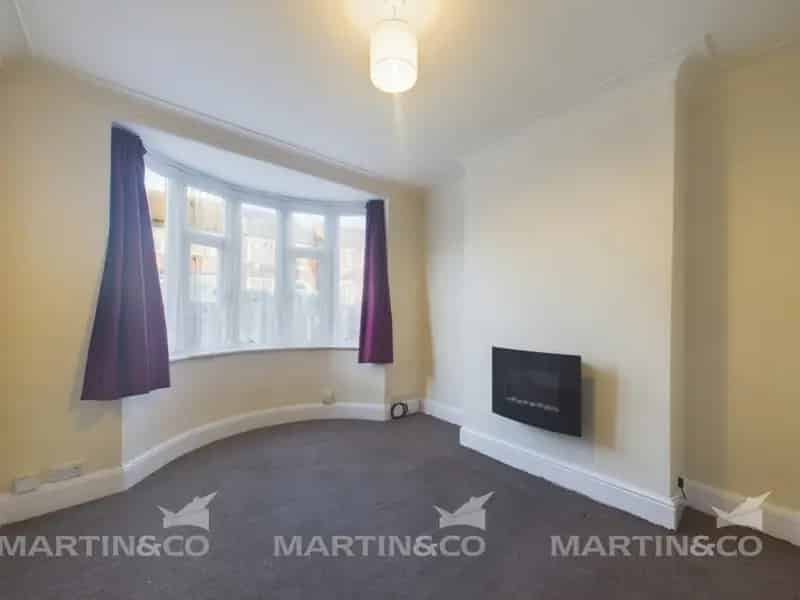 3 Bedroom House To Rent