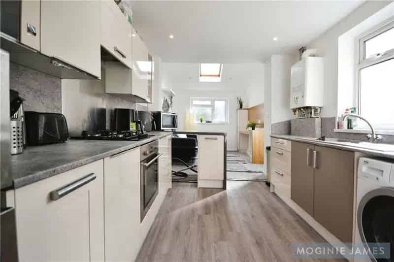 5 Bedroom HMO Terrace House For Sale - High Rental Yield