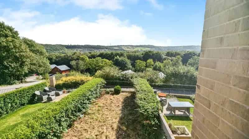 3 Bedroom Mid Terrace House For Sale Elland West Yorkshire