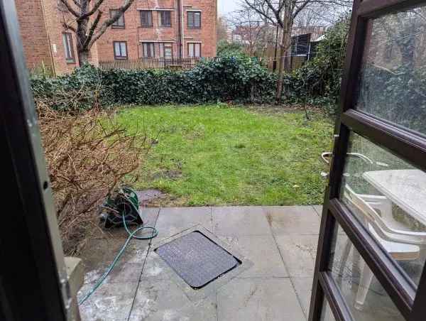 Ground Floor Flat with Private Garden