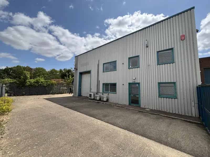 Light Industrial Unit To Let Moreton Hall Bury St Edmunds