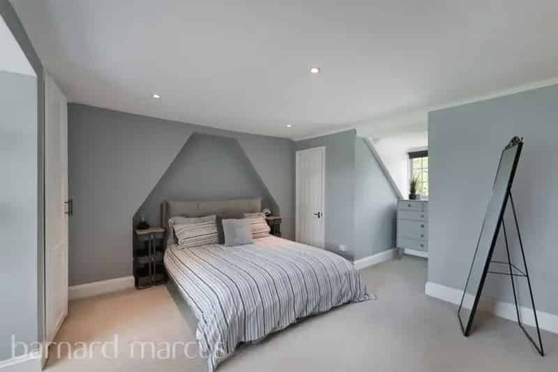 Two Double Bedroom Apartment Near Surbiton Station