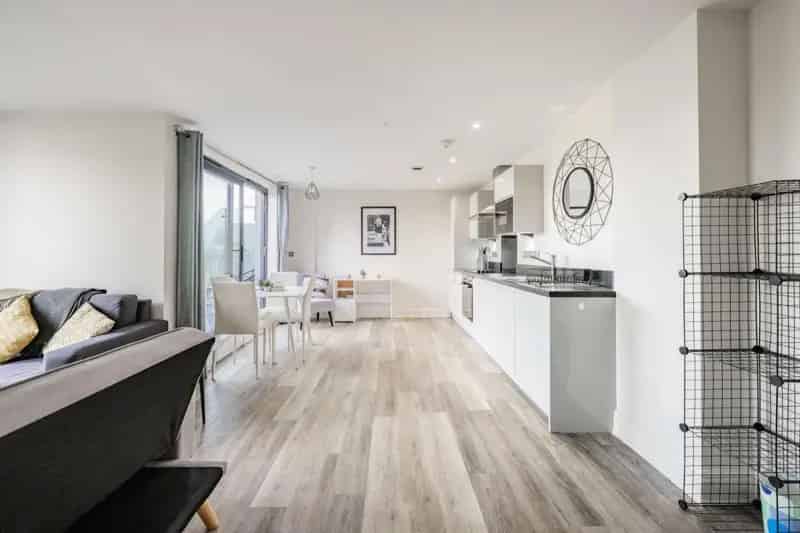 Norwich City Centre Apartment Two Double Bedrooms Secure Parking