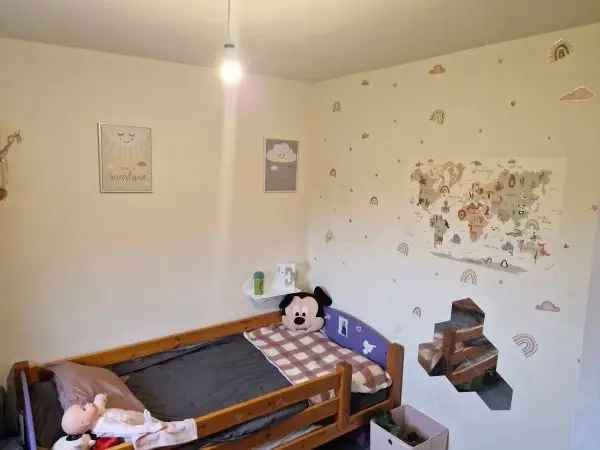 Flat For Rent in Sheffield, England