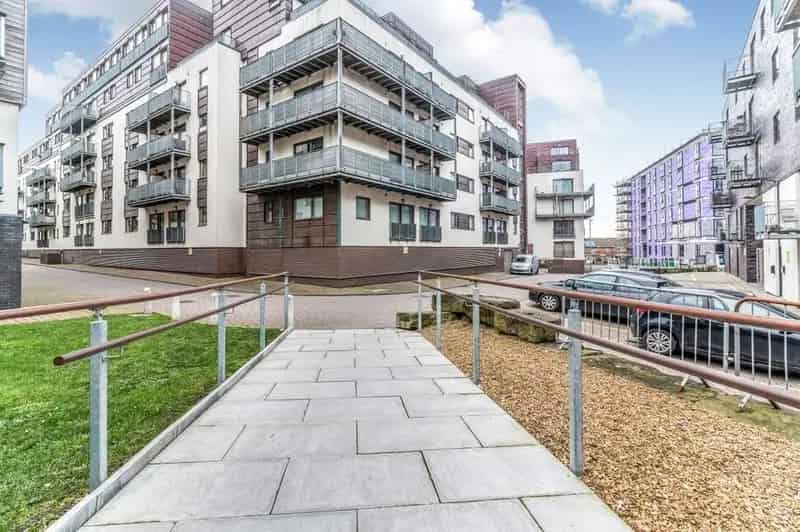 2 Bedroom Flat for Sale Manchester M4 - Parking - Ensuite