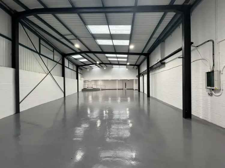 5508 sq ft Refurbished Industrial Warehouse Unit