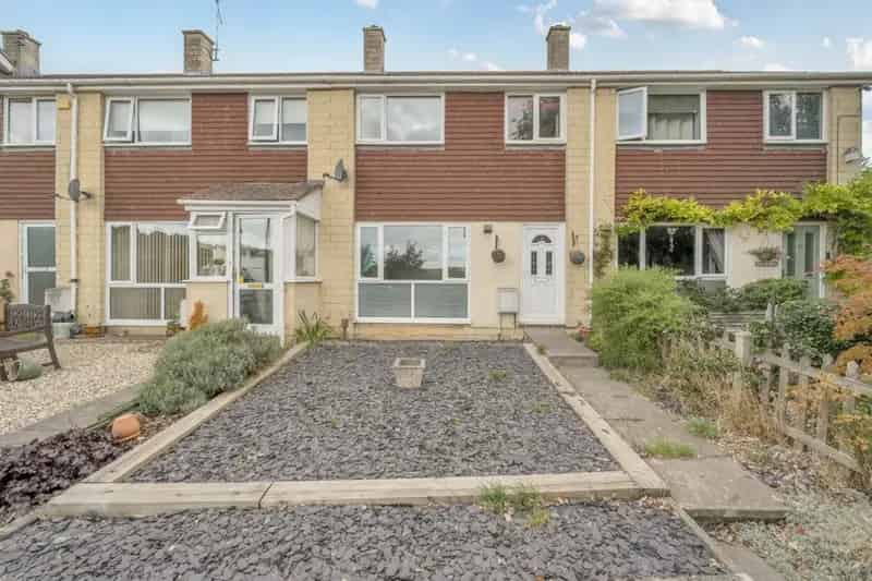 3 bedroom House
 For Sale