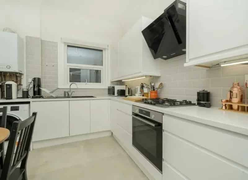 Modern 2-Bedroom Apartment near West End Lane and Kilburn Tube