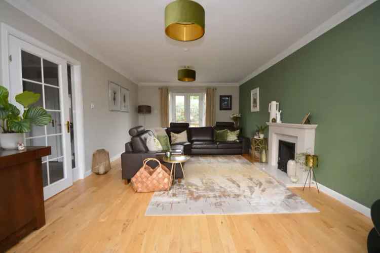 Luxury 5-Bedroom Detached Villa with Double Garage and Electric Car Charging