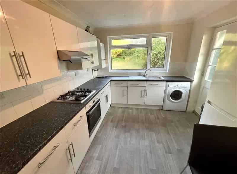 5 Bedroom Detached House for Students - Furnished
