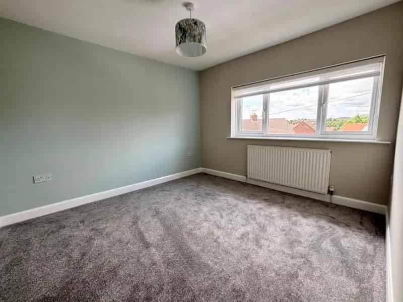 3 Bed Semi-Detached House for Sale