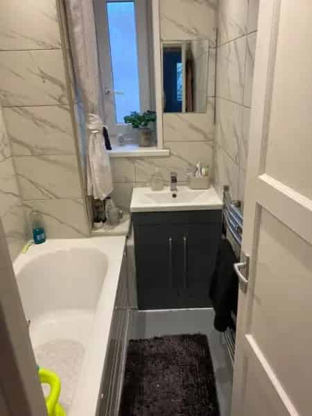 2 Bed Flat Swap - Plumstead, SE London - Ground Floor or First Floor with Garden/Balcony