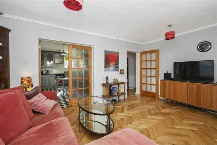 2 Bed Flat Ground Floor Blackhall Edinburgh