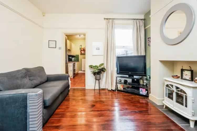 End Terrace House Two Reception Rooms Two Double Bedrooms Rear Garden