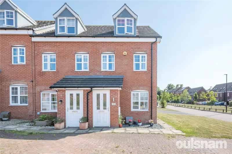 3 Bedroom End Terrace House for Sale Near University of Birmingham