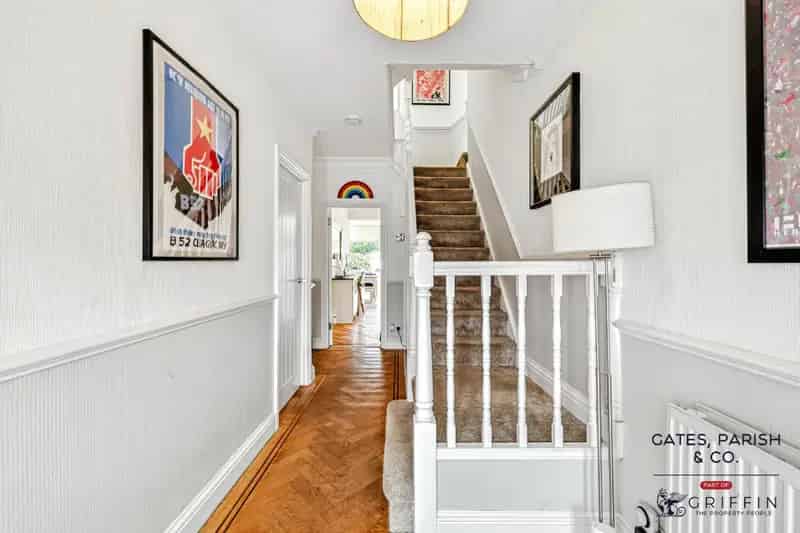 5 Bedroom Family Home for Sale