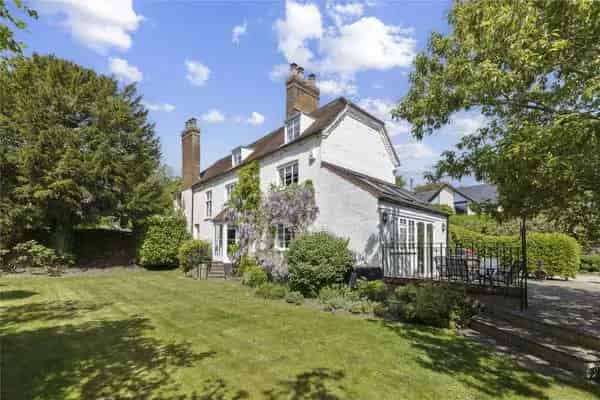 Six Seven Bedroom Period House Aspley Guise Family Home
