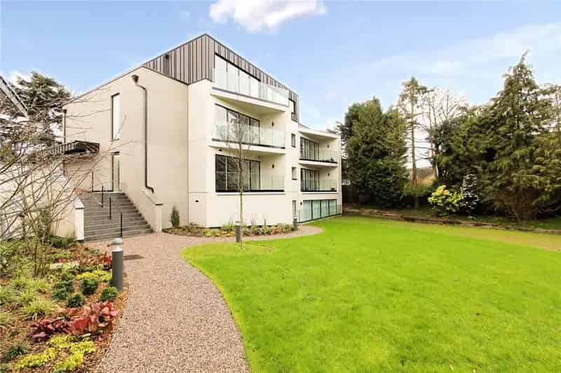 2 Bedroom Apartment to Rent