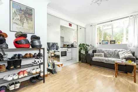 1 Bedroom Flat 56m² near Putney Leisure Centre London