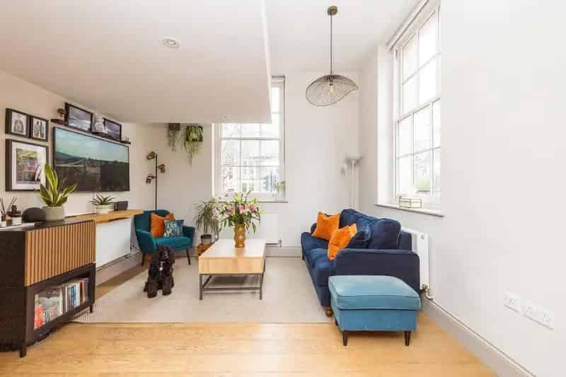 2 Bedroom Maisonette for Sale