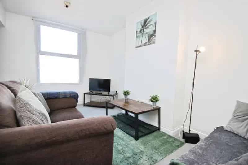 1 Bedroom Flat for Sale - Modern and Affordable
