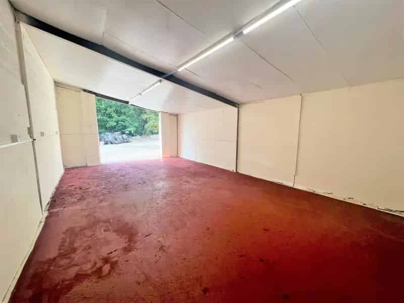 Commercial Unit 500 sq ft to let