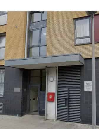 One Bedroom Flat Near Greenwich Station