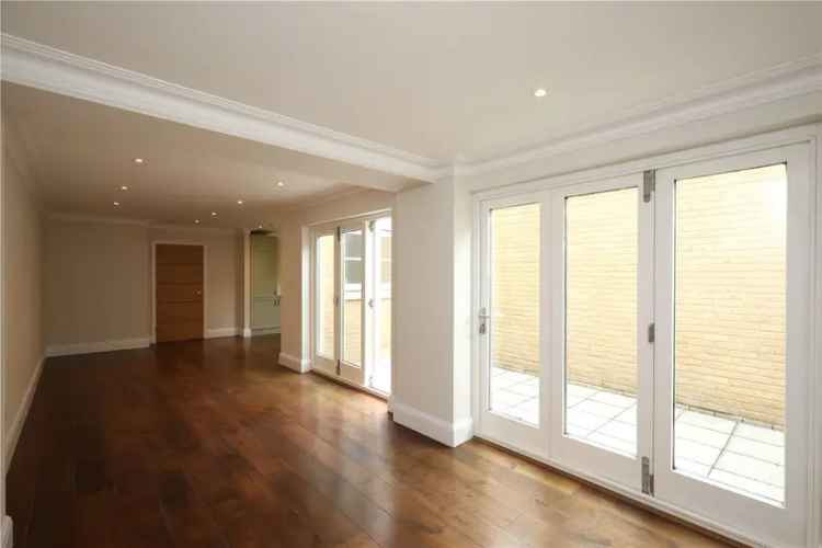 3 Bedroom Flat Ealing Broadway Central London