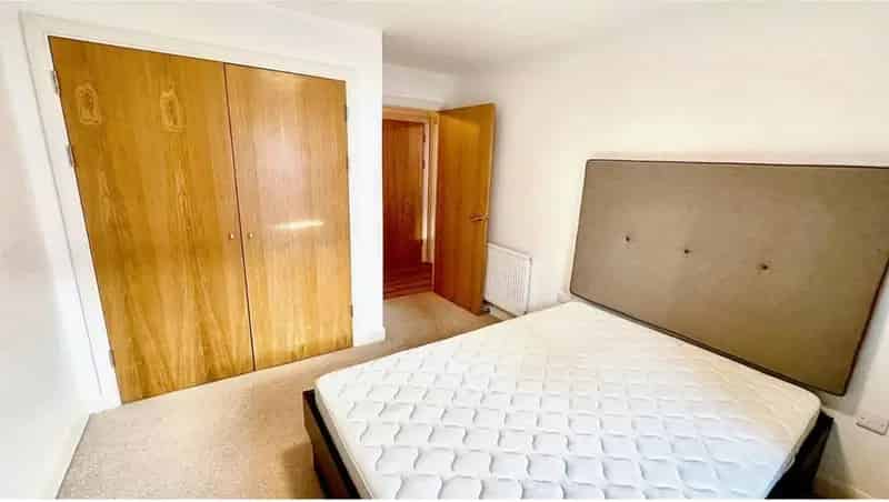 2 Bedroom Flat to Rent in Bristol