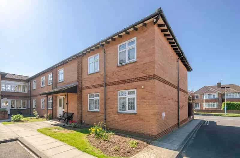 2 Bedroom Apartment For Sale