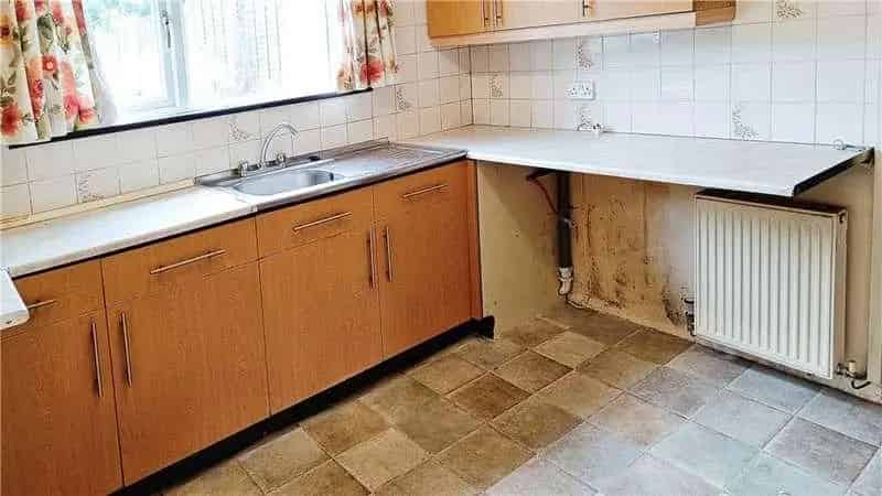 2 Bed Semi-Detached House West Heath For Sale