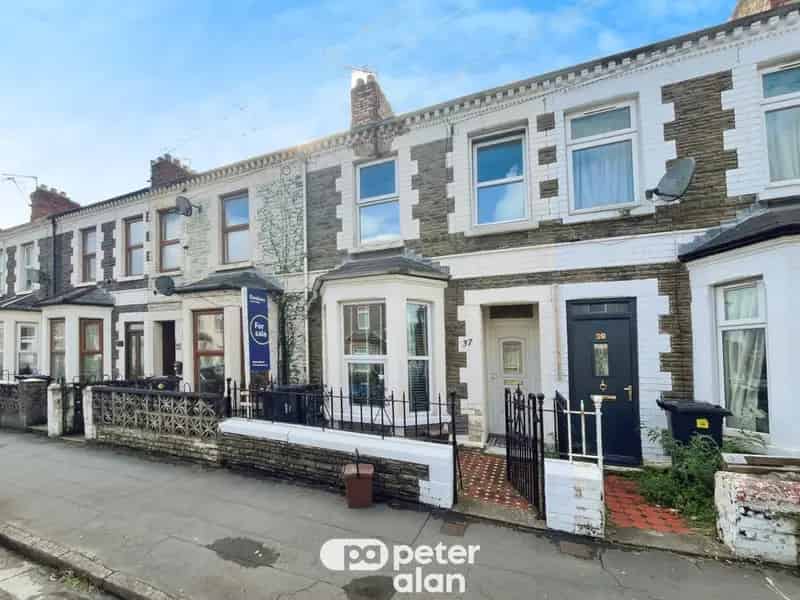 2 One-Bedroom Apartments - Vacant Possession