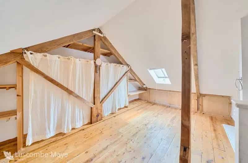 2 Bed Grade II Listed Cottage for Sale in Totnes