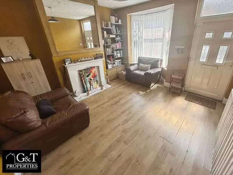 2 Bed House For Sale No Onward Chain