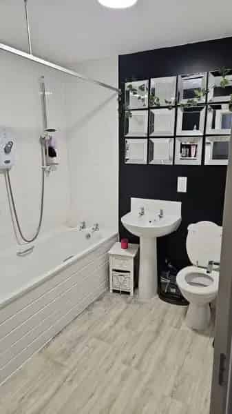 Large 2 Bed House in Quiet Area - Ideal for Growing Families