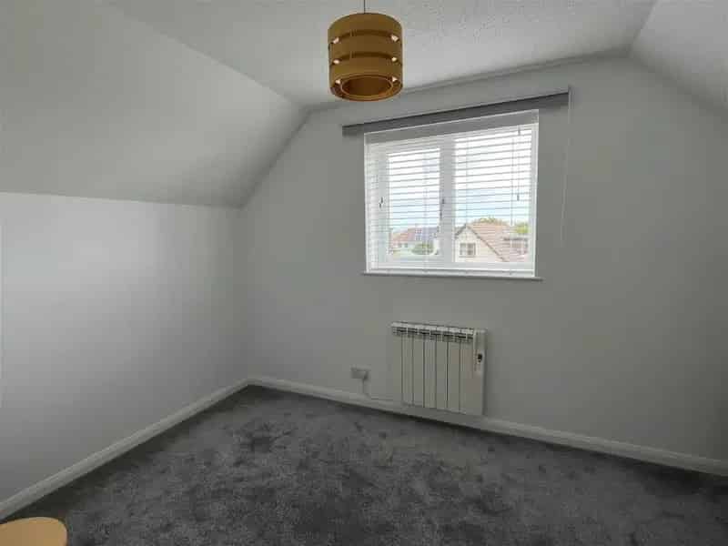 3 Bed Detached Chalet Bungalow For Sale in Strete South Hams