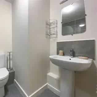 1 room studio-flat of 37 m² in Manchester
