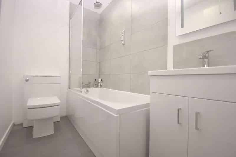 2 Bedroom Terraced House for Rent in Hatch Warren
