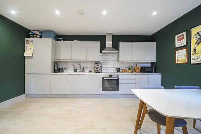 One Bedroom Apartment near Crystal Palace Park