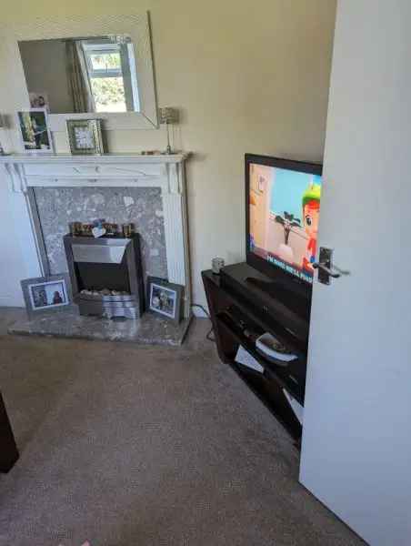 House For Rent in North East Derbyshire, England