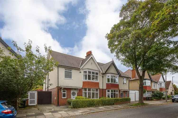 4 bedroom semi-detached house for sale