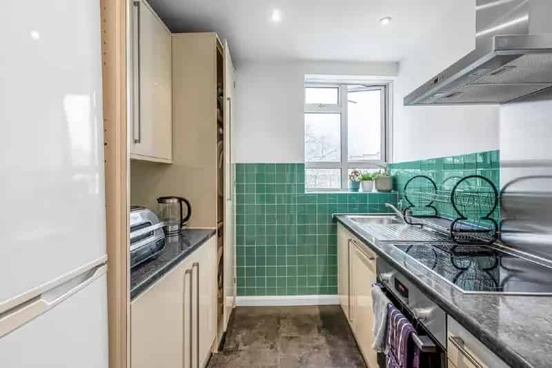 Two Bedroom Apartment Marylebone Third Floor Lift Porter