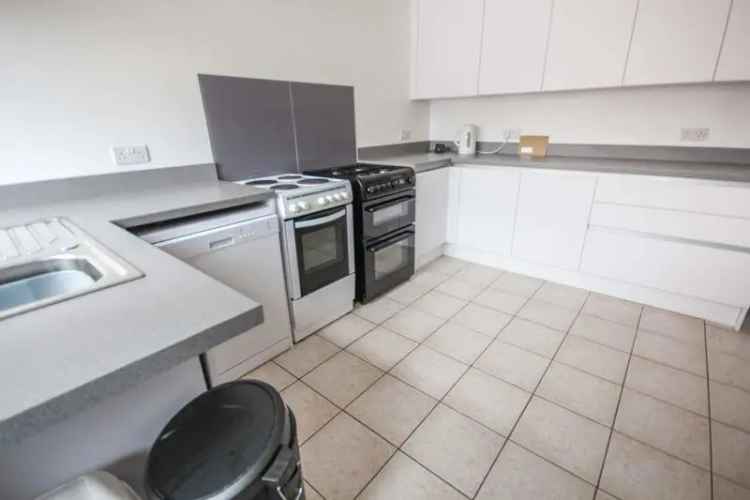 7 Bedroom Semi Detached Student House