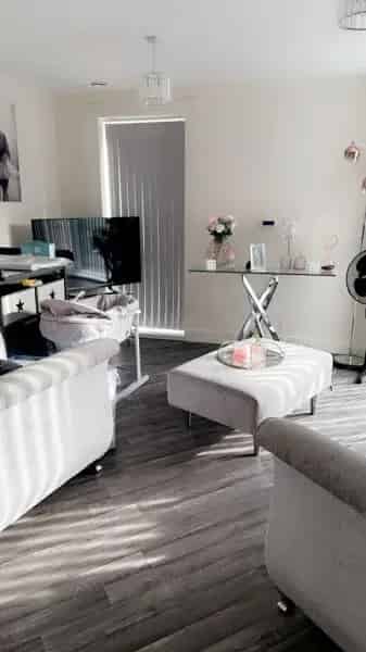1 Bedroom Apartment Bristol - Seeking 2 Bed Upgrade