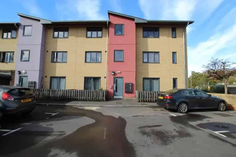 2 Bedroom Apartment to Rent in Easton Bristol